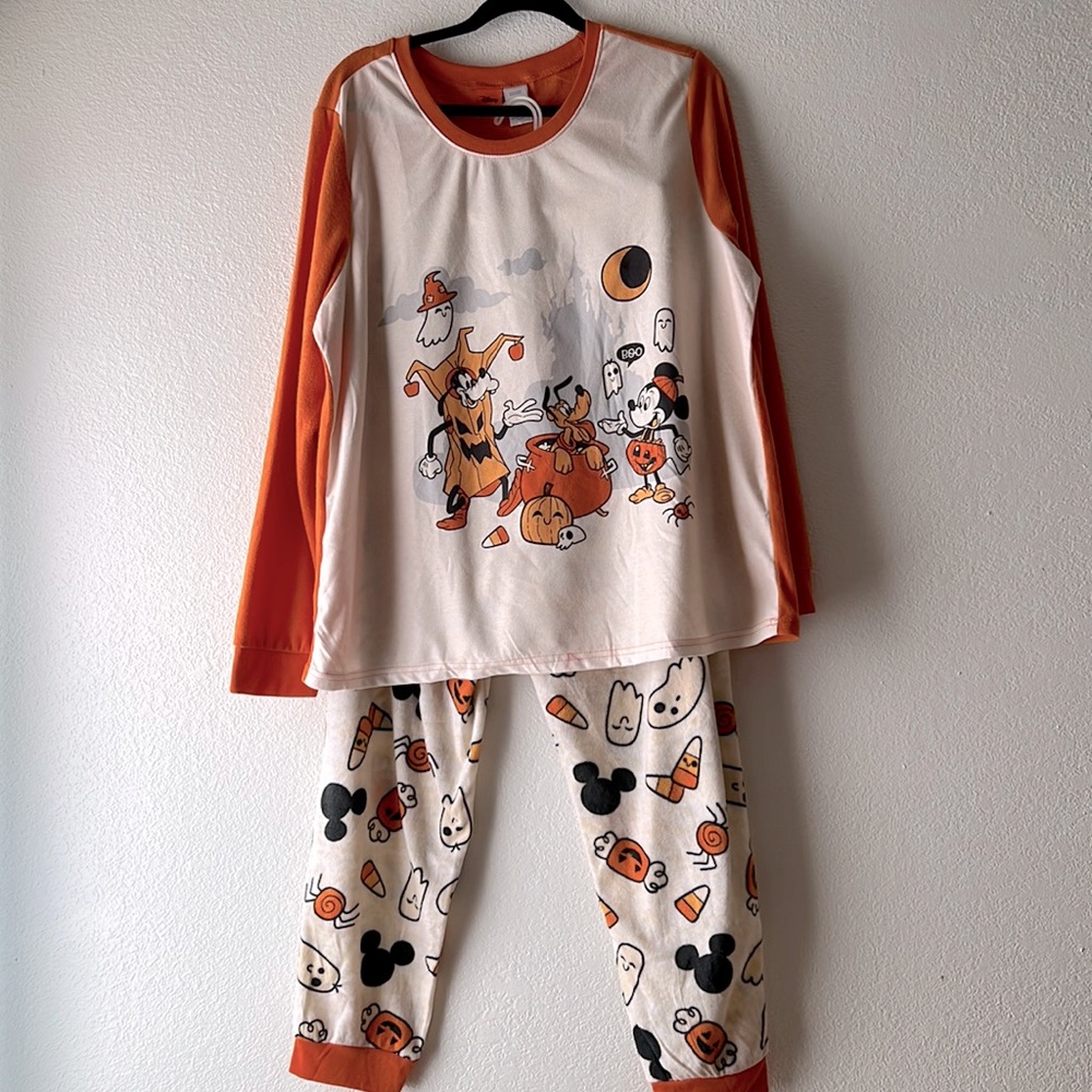Disney pijama 100% polyester size Xx large